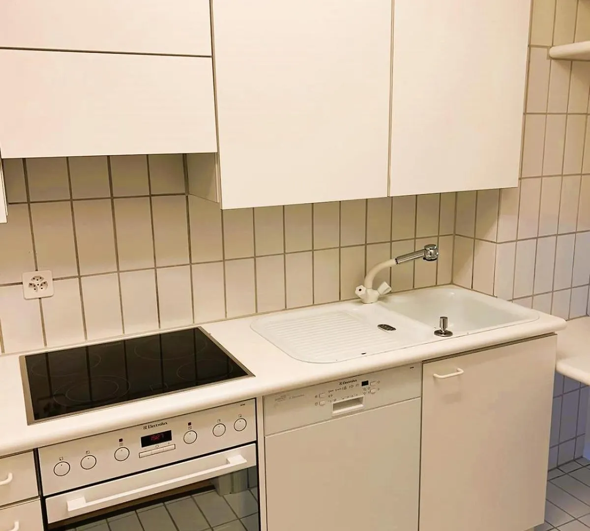 New Cozy 2 Room Apartment In Zurich Old Town Center Renn